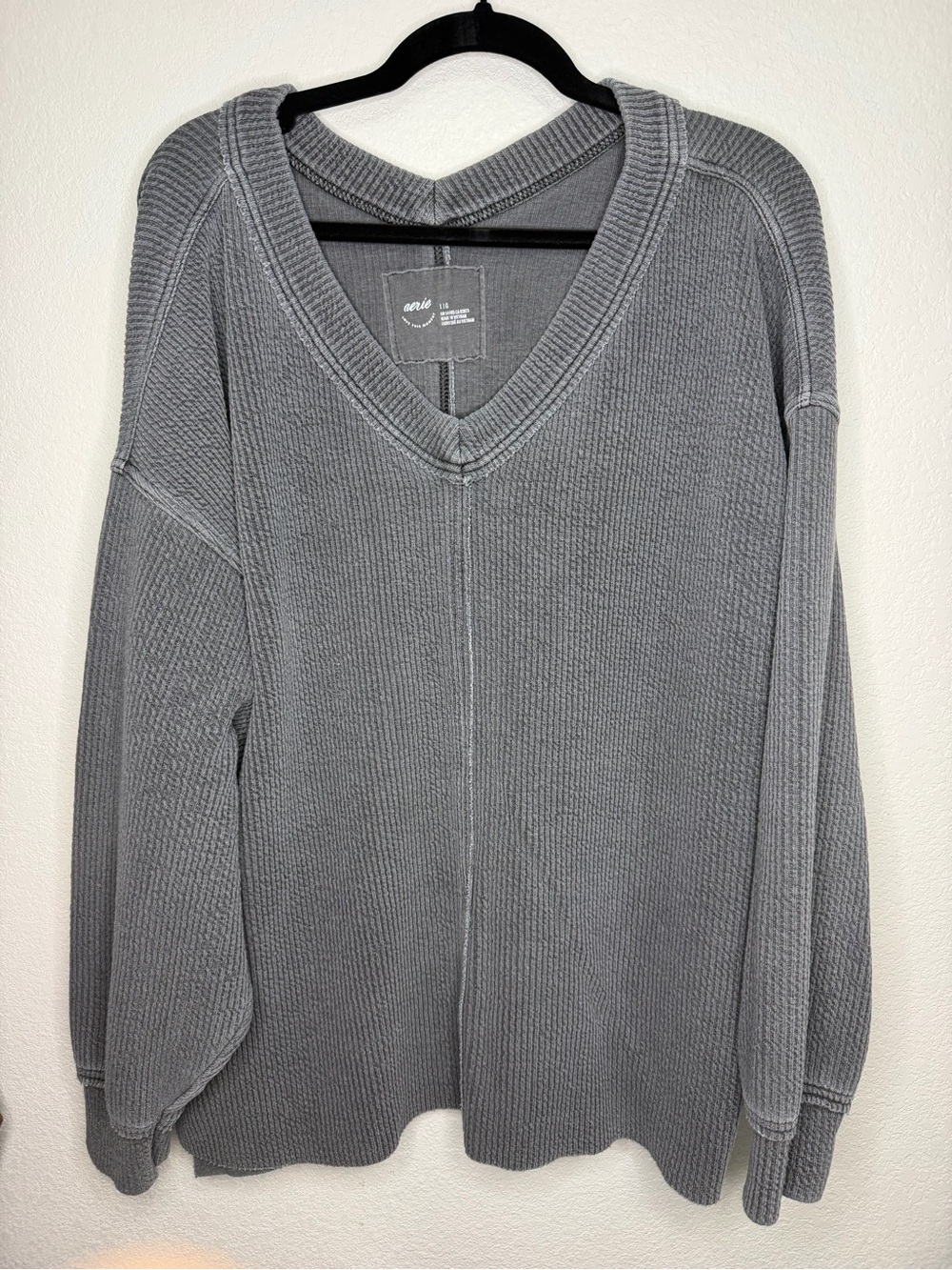 Aerie Sweater Womens Large Charcoal Gray Waffle Knit V-Neck Oversized Tunic Top
